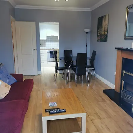 Inviting 1bd Flat - 21 Mins From Airport! * Dublin